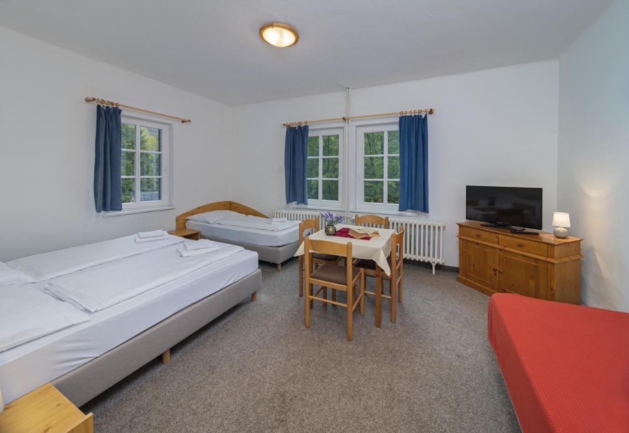 Hotel Tri Ruze Szpindlerowy Młyn Zewnętrze zdjęcie