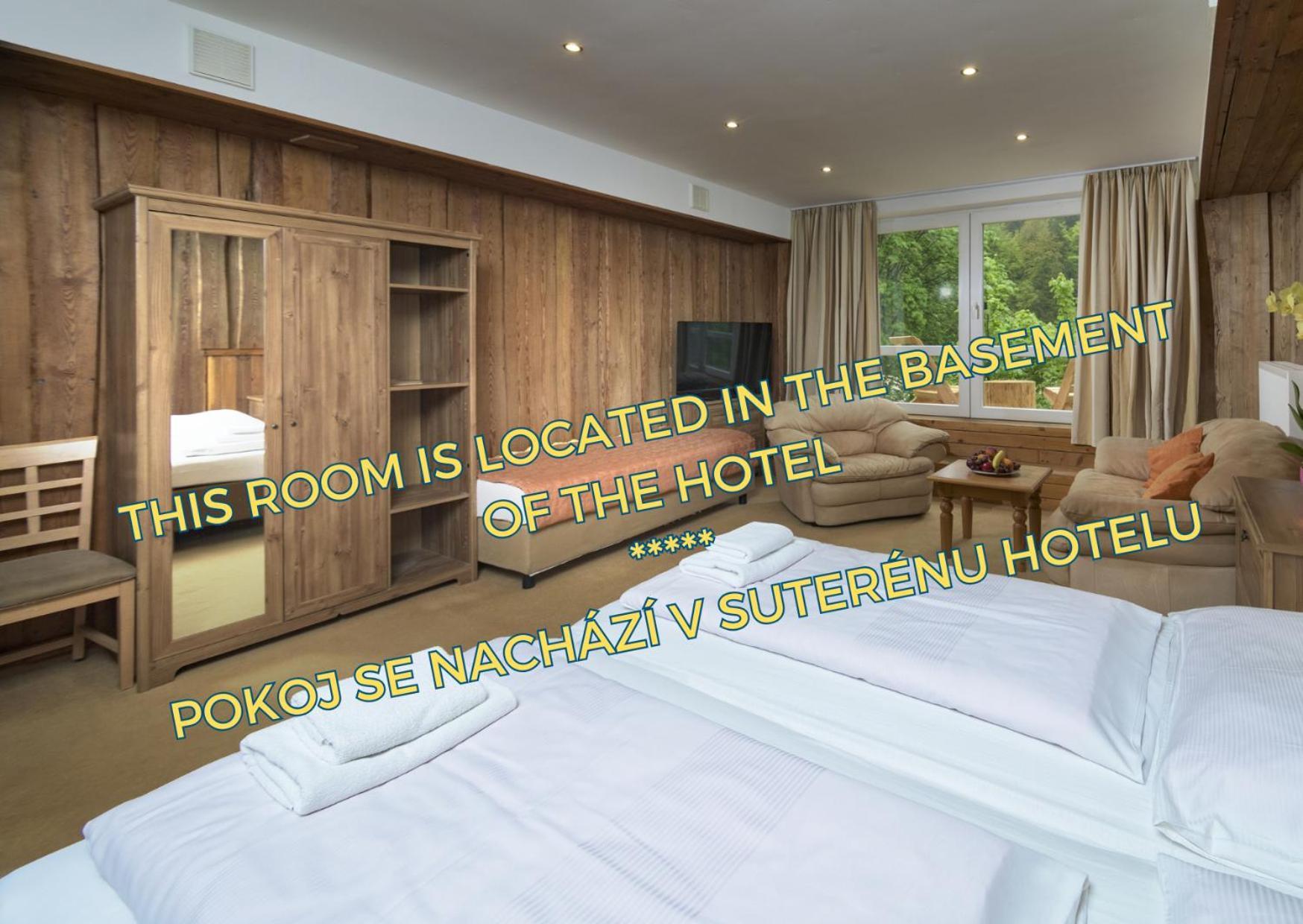 Hotel Tri Ruze Szpindlerowy Młyn Zewnętrze zdjęcie