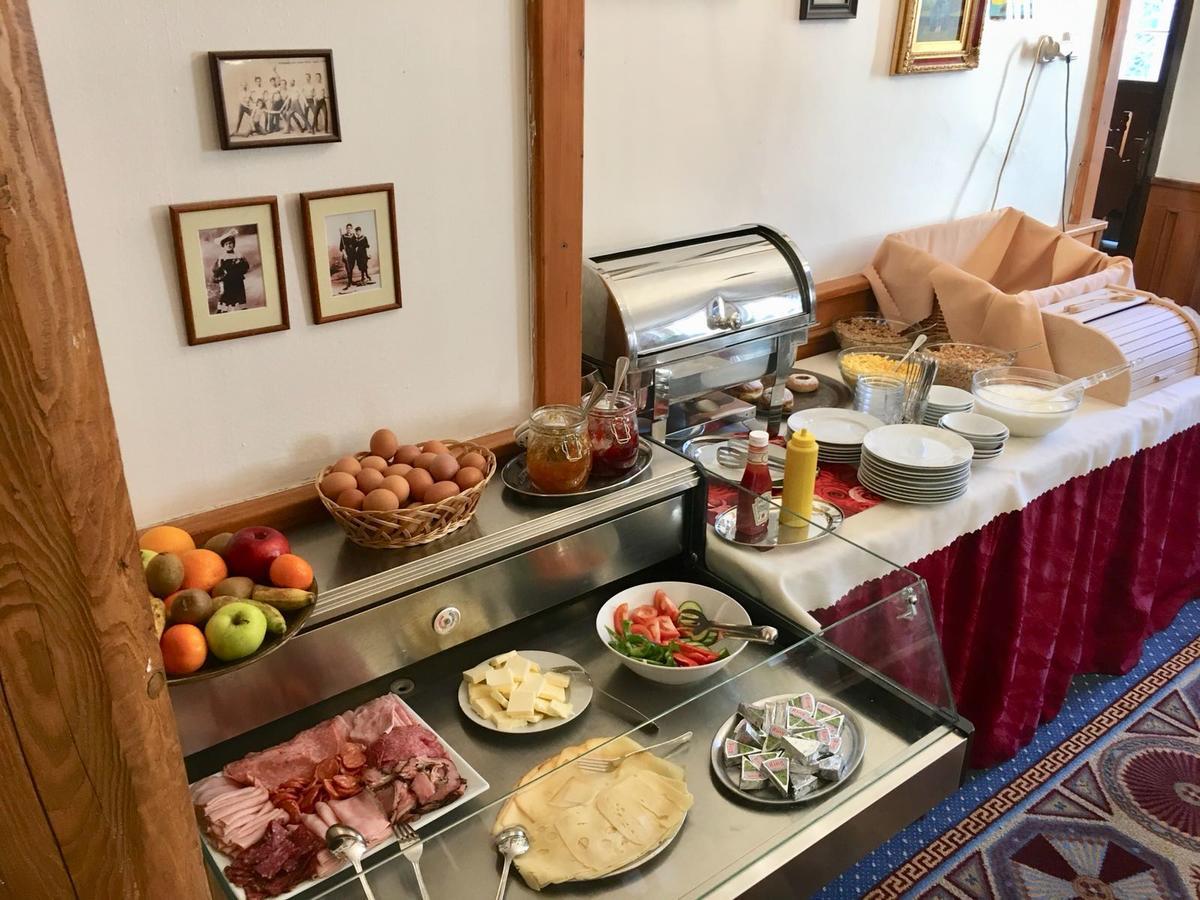 Hotel Tri Ruze Szpindlerowy Młyn Zewnętrze zdjęcie