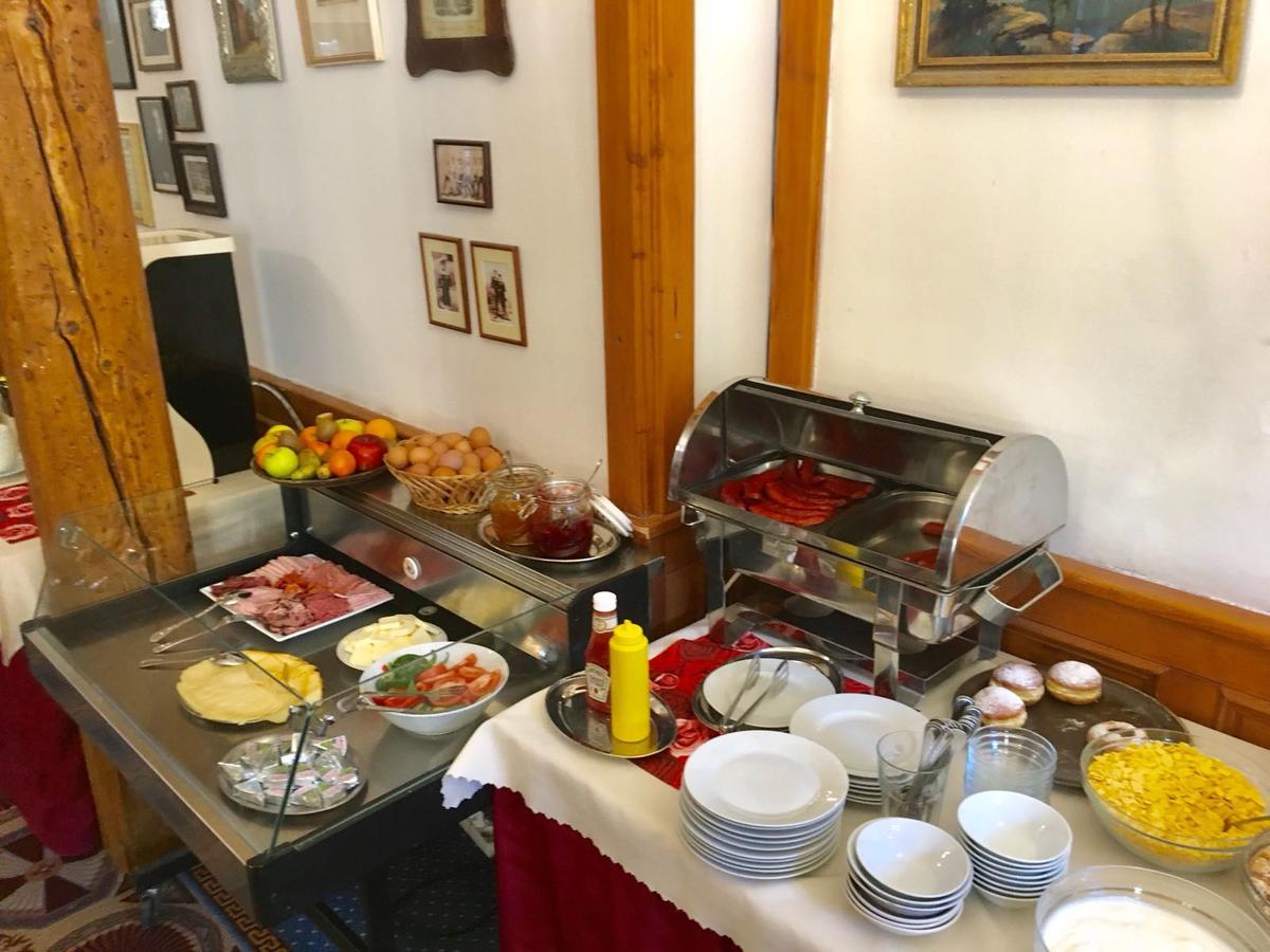Hotel Tri Ruze Szpindlerowy Młyn Zewnętrze zdjęcie
